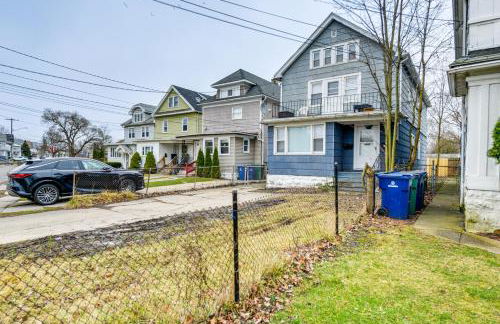 6 Mi to Dtwn Attractions Buffalo Apartment! - Photo 3