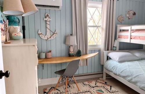 Stylish and Cozy Cabin, Walking Distance to Big Bass Lake - Foto 35