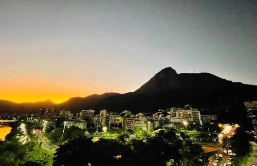 Cobertura Estilosa com Vista Linda e Privacidade - Foto 78