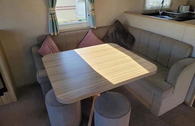 Budget 3-bed Caravan in Tunstall, Hull - Foto 7