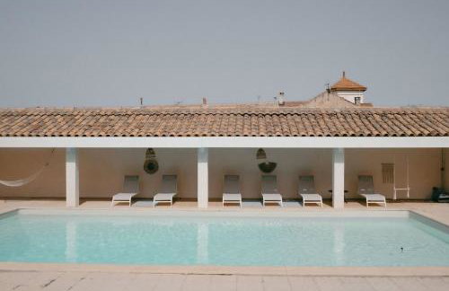 Maison de Maitre Pool Garden coeur Cristal - Photo 21