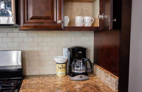 Sojourn Beautiful Family Home with Backyard in Ghent - Foto 16