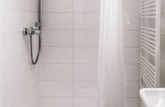 Zentral und frisch eingerichtet: 2 Zi. 24h Checkin - Foto 9