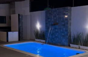 ESPAÇO PÉROLA GUANABARA, 70 Metros do Mar, 4 Suítes independentes COM AR, Área Gourmet Integrada com Piscina,Churrasqueira, 900 Metros de CASTELHANOS, ideal para FAMÍLIAS E AMIGOS - Foto 18