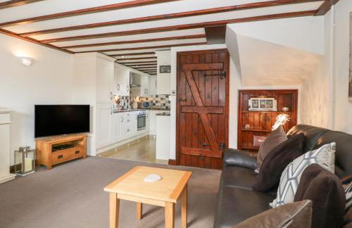 Burford Cottage - Photo 3