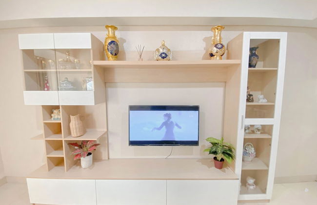 Compact and Nice Combined Unit 1BR Apartment at Warhol (W/R) Residence - Foto 8