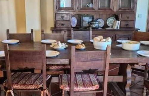 19th Centry Farmhouse Getaway - Sleep 12-14 W/pool - Foto 47