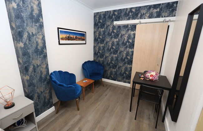 VR Apartments - Photo 40