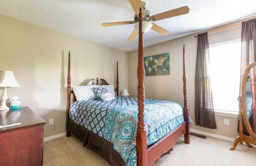 Bulldog Academy. Convenient to MSU. - Foto 17