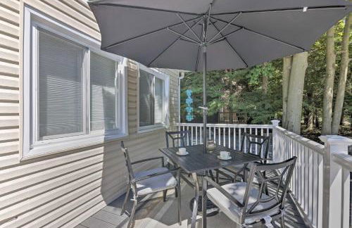 Fire Pit and Furnished Deck Serene Tobyhanna Escape - Foto 24
