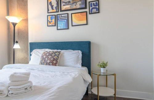 Skyline 2BR in South Loop with Optional Parking & Gym Access Near Museum Campus and McCormick Place - Foto 21