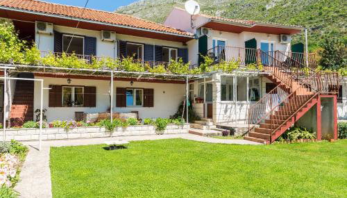 Apartmani Tabain I - Foto 4, Garden