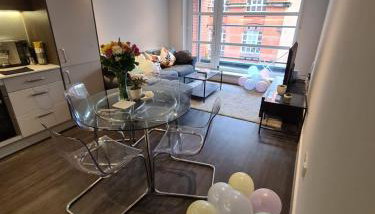 Rent Luxuri - Luxury 2 bed Apartment - Foto 4