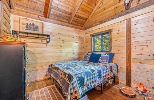 Mallard Creek Cabin - Firepit - Kitchenette - Large Deck - Gas Grill - Foto 15