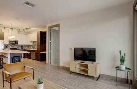 Modern 2BR CozySuites on Town Lake waterfront 13 - Foto 2