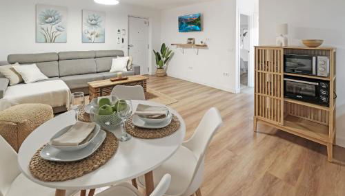 La Casita de Emily - Reformada, bien situada y con piscina amplia - Foto 5