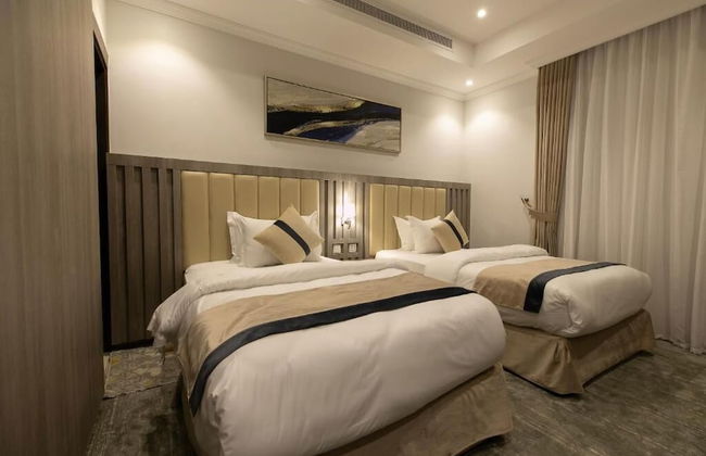 NARS Plus Al Basateen - Foto 28