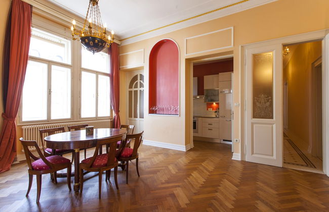 Filip Palace Luxurious Apartment - Photo 62