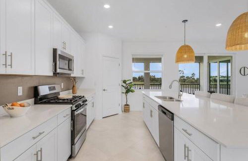 Babcock National Coach Crisp, Elegant and Serene - Foto 74