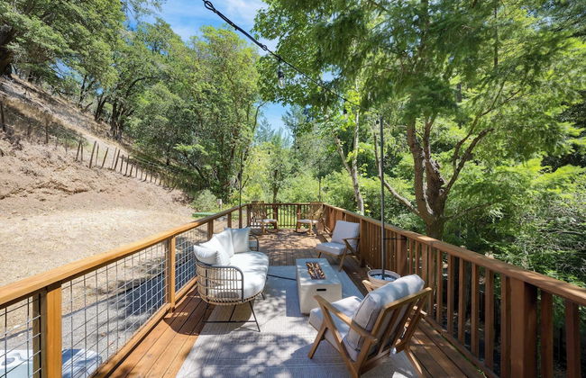 Mill Creek by Avantstay Modern Design, Patio, Hot Tub - Foto 28