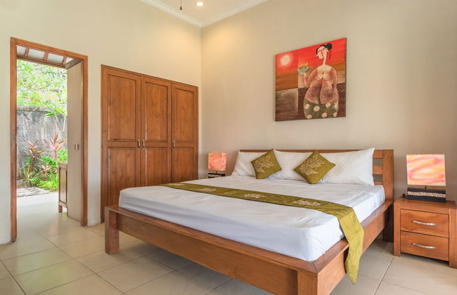 Villa Lotus Kayuputih - Foto 2