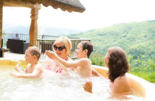 Estiva - Le Chalet Belvédère - Piscine, Spa, Vue Grandiose - Foto 8
