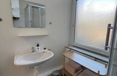 City Studio Apartment im Erdgeschoss Ground floor Near it all - Foto 8