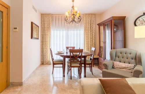 Keywise Perfect location next to María Zambrano STATION, central , beach ,pool and free Parking - Foto 19
