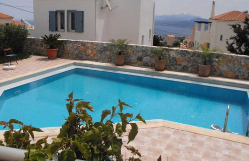 Christinas summer house with pool in Kefalas - Photo 49