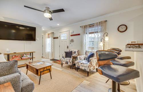 Near Trails and VAST Access! Modern Burke Home Base - Foto 5