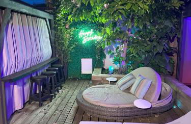 Ashbys Deluxe Studios with Free Spa included - Foto 3