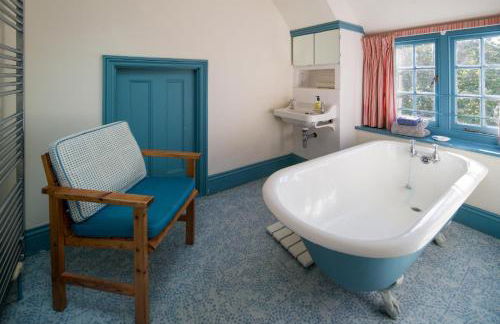 Bay House - Photo 37