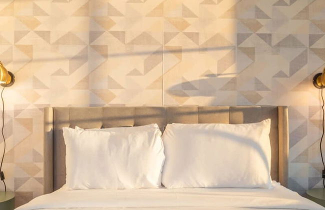 Sosuite 3BR Apt w Balcony, W/d, Gym, On-site Bar - Foto 20