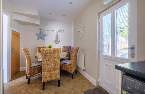 The Bolt Hole - Photo 17