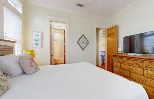 Retreat Steps to Beach Large Deck Family Fun - Foto 13