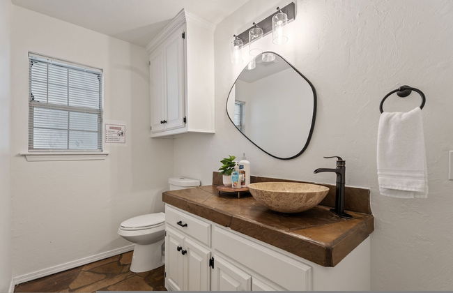 Spacious Lakefront View With Hot Tub and Pool NH - Photo 45