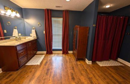 Midway Manor - Private Events, Weddings, Reunions - Foto 11