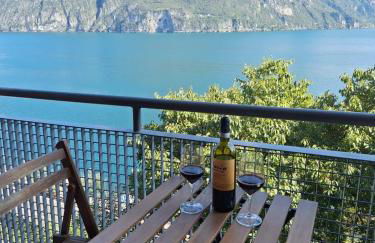 Appartamento sul Lago con Terrazza Panoramica - Foto 1