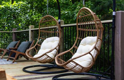 Monarch's Roost Luxe Cabin w Hot Tub and Sauna 10 Min to Helen - Foto 77