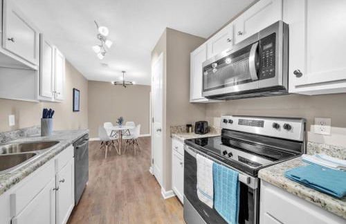 Stonecrest 620, 2Bd Apt I Free Parking I Pool - Foto 13