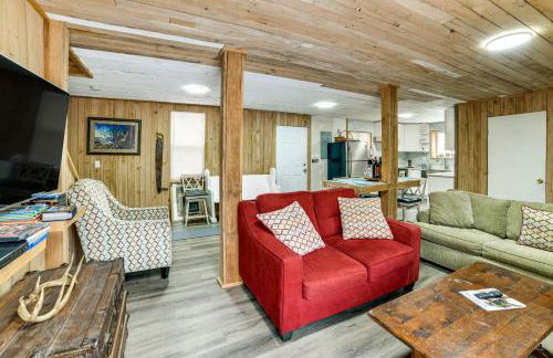 Mtn-View Deck and Grill Creekside Catskills Cabin! - Foto 6