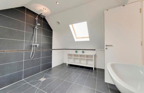 Pass the Keys 49 Byron Square Modern and Spacious 3 Bed Home with Free Parking - Foto 49