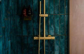 Clifftop Coastal Retreat - Accessible Pet Friendly Sea View - Sleeps 8 - Perfect for Contractors and Long Stays - Foto 12