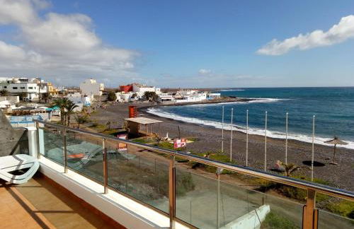 APARTAMENTO PRIMERA LÍNEA DE PLAYA - Foto 3