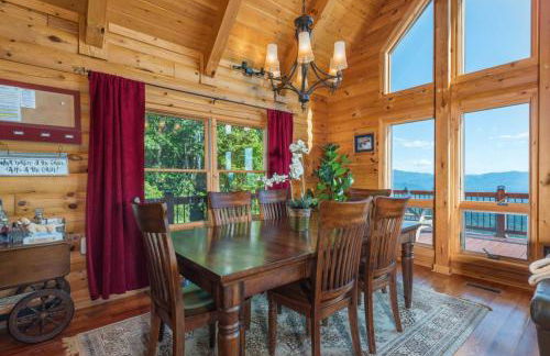 Above the Clouds Log Cabin, Hot Tub & Views! - Photo 12