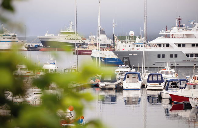 Stunning Marina View - Brand New - City Center - Photo 42