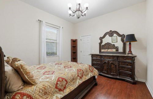 Charming 3BR Oasis Comfort, Pool & Sunshine home - Foto 33