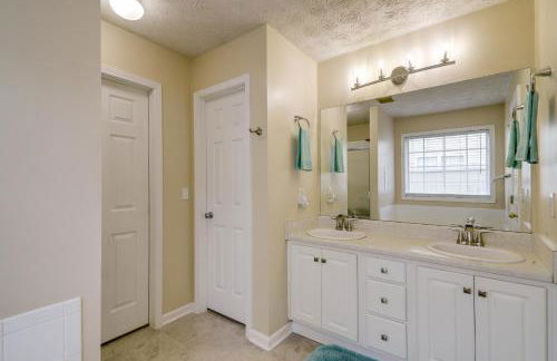 Shop, Fish and Explore Suburban Home in Loganville! - Foto 16