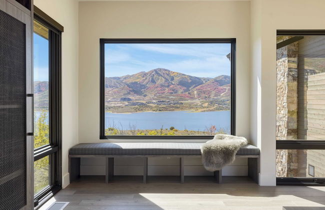 Reflection by Avantstay Sleeps 18 + Lake Views Hot Tub + Game Room - Foto 24