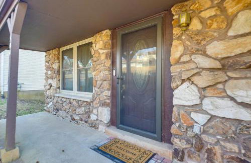 12 Mi to Dtwn St Louis Family Home with Fireplaces! - Foto 24